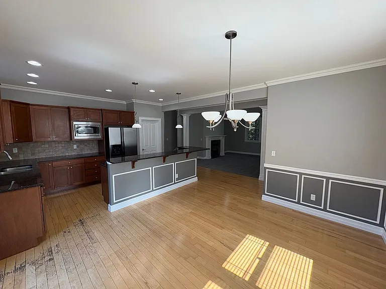2504 Fir Crest Blvd — Photo 12