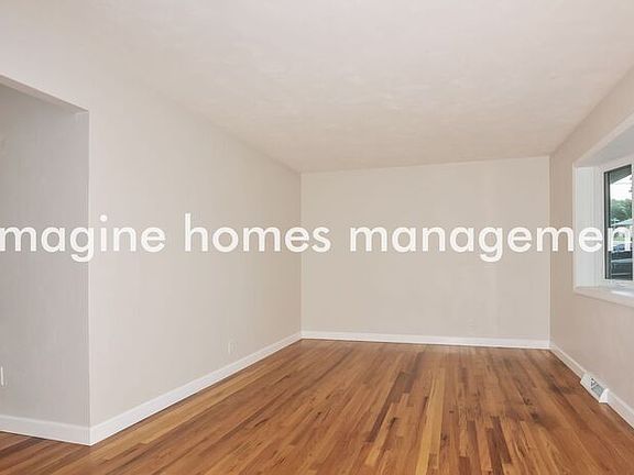 5th image of 2213 Rainbow Dr
