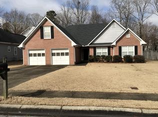 41 Springcrest Trl, Lawrenceville, GA 30046
