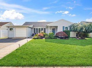 3624 Jerusalem Ave, Wantagh, NY 11793