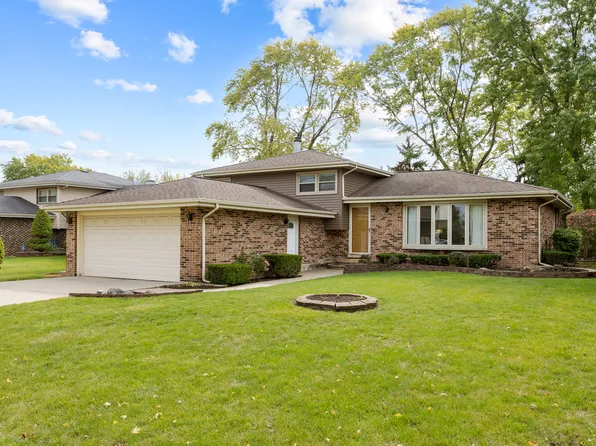 1827 W Sherry Ln, Addison, IL 60101