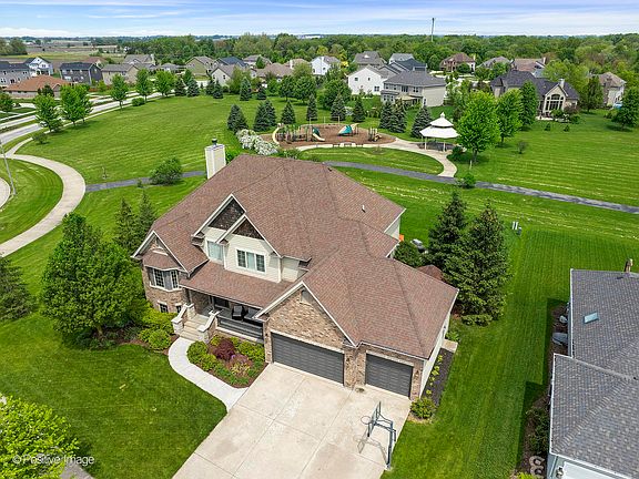 4th image of 25124 Island Dr