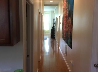 1114 W Roscoe St #2, Chicago, IL 60657