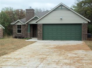 245 Billingslea Dr, Mansfield, TX 76063