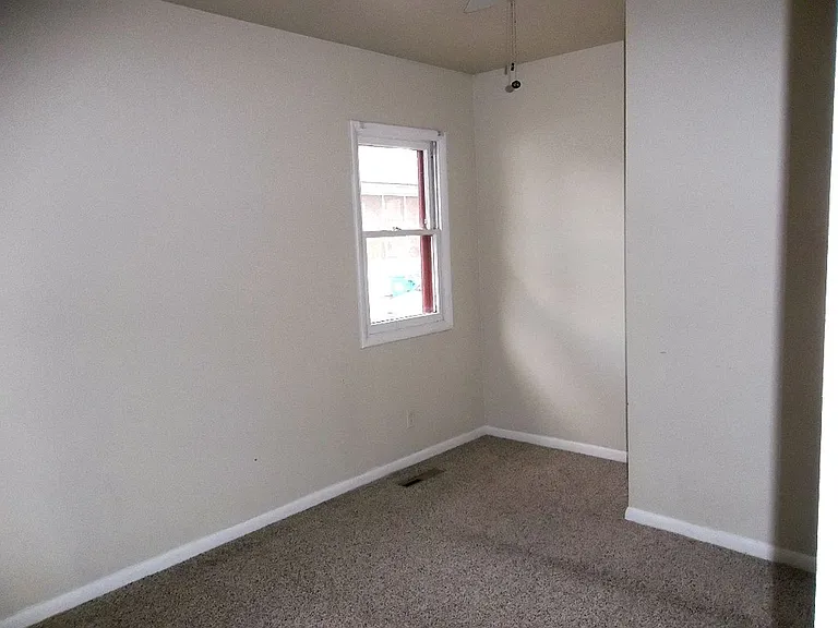 234 N Sherwood St — Photo 6