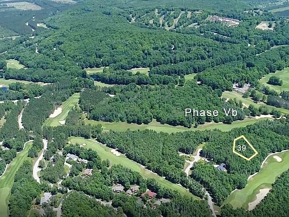 2nd image of 39 Trailside Dr Unit 0