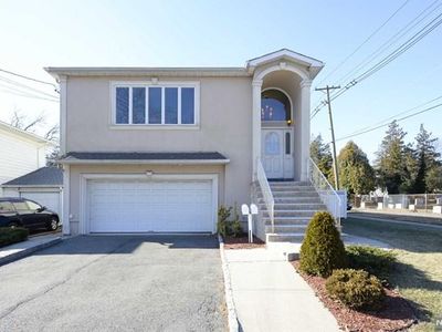 65 Linden St, Lodi, NJ, 07644