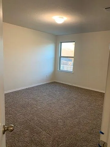 1008 Emerald Dr — Photo 13