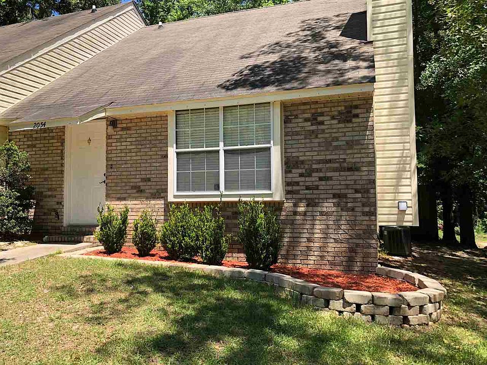 1st image of 2054 Darnell Cir
