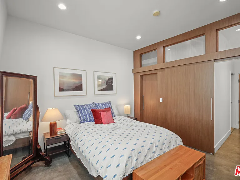 615 Hampton Dr #A103 — Photo 15