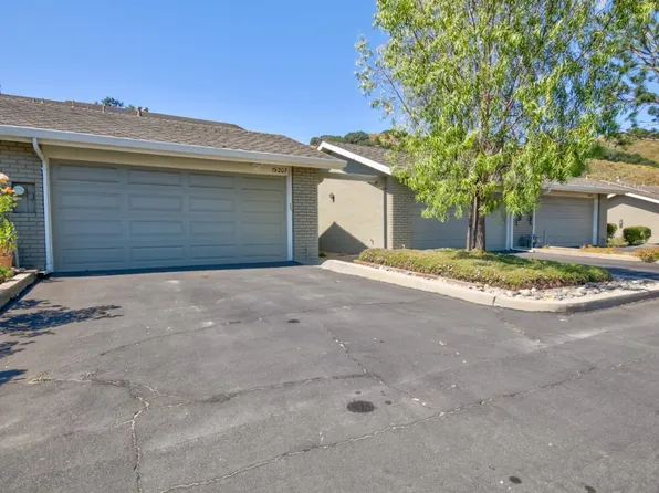 19207 Creekside Ln, Salinas, CA 93908