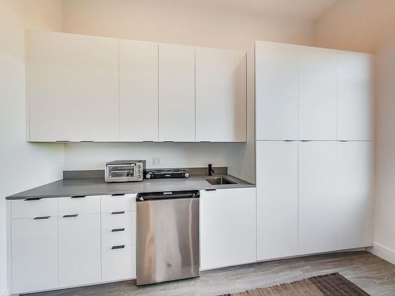 5th image of 1705 Mandela Pkwy #B-1ba-296sqft