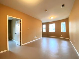 2319 S 16th St APT 2, Milwaukee, WI 53215