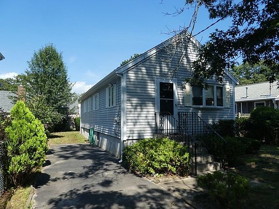 2nd image of 8 Shore Ave