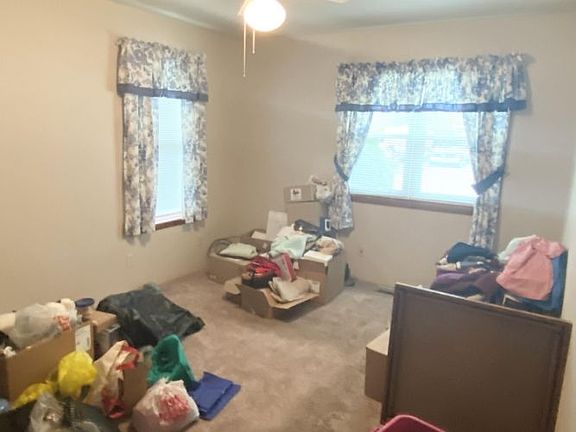 3rd image of 3319 Bellevue Pl