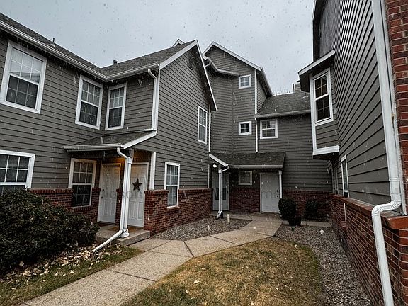 2nd image of 2129 Troy Ct