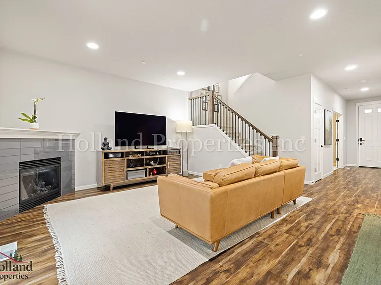 12723 SW Willow Point Ln — Photo 11