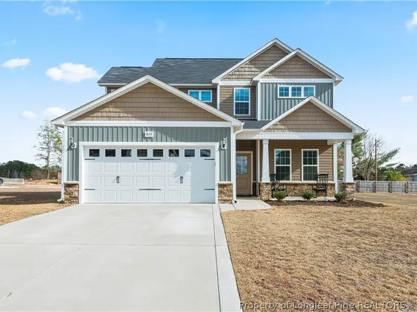 820 Leah St, Fayetteville, NC 28312