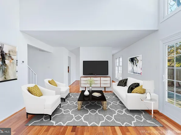 19302 Frenchton Pl, Gaithersburg, MD 20886