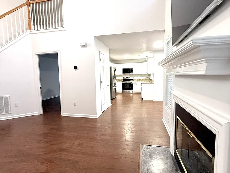 500 Wellington Gardens Dr — Photo 9