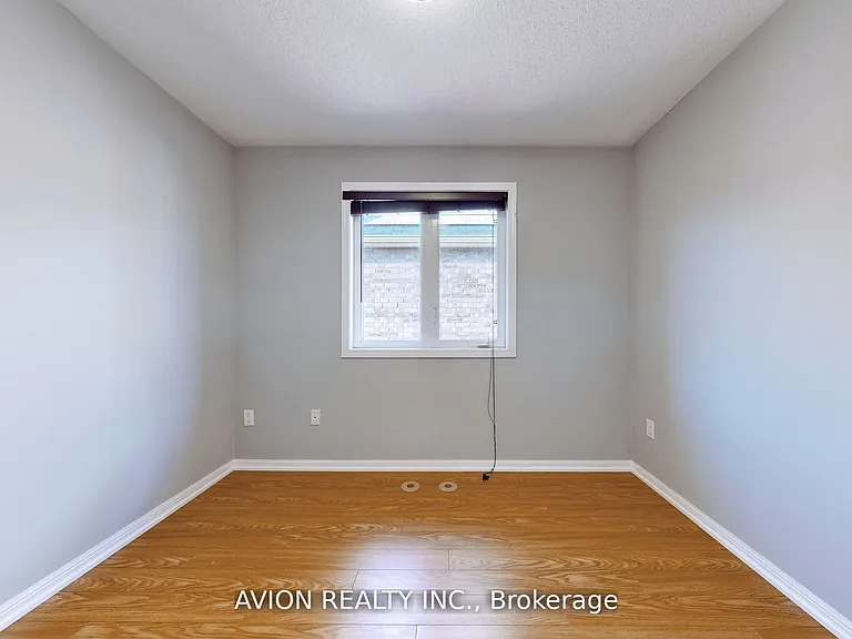 65 McCandless Ct — Photo 32
