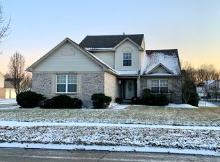 39105 Commons Dr, Romulus, MI 48174