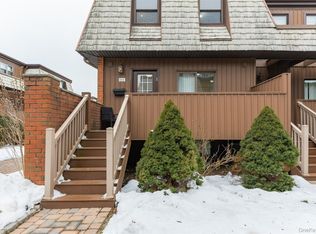 18 E Heritage Dr #E, New City, NY 10956