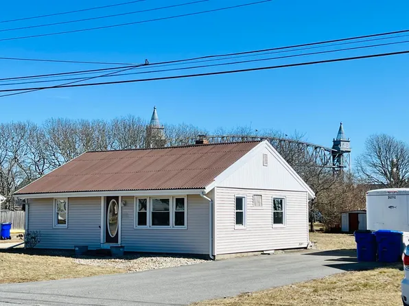 50 Bourne Neck Drive, Buzzards Bay, MA 02532