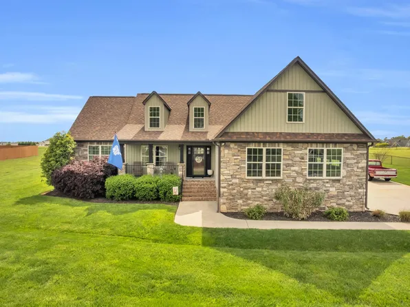 555 Sunny Slope Dr, Cowpens, SC 29330