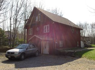 158 Starlight Dr, Effort, PA 18330