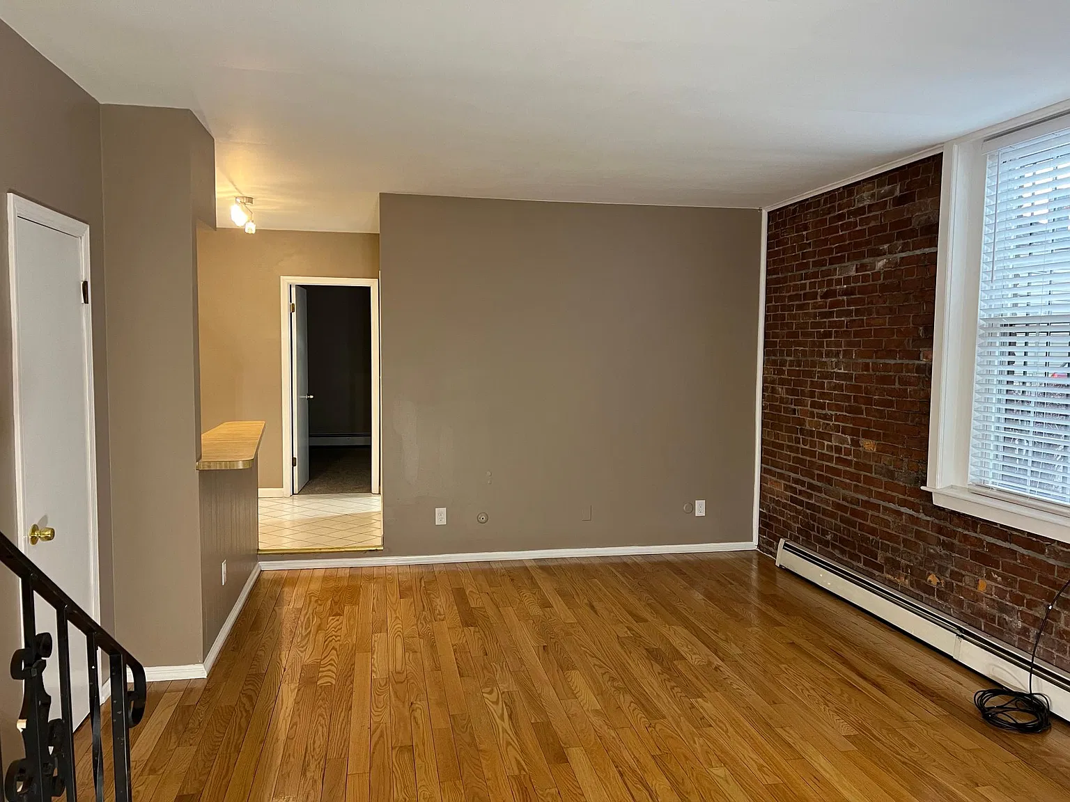 871 Delaware Ave — Photo 3