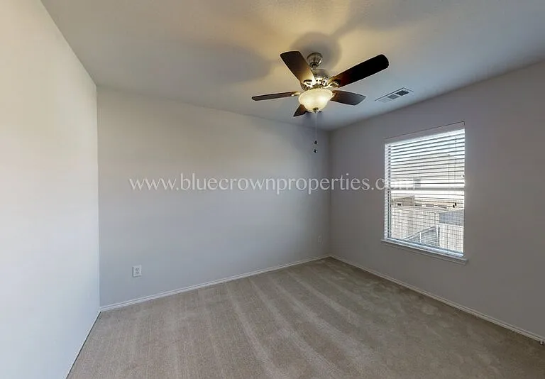 3208 Grant St — Photo 35