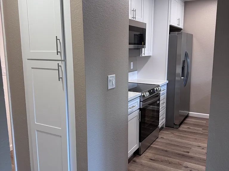 1565 Buttercup Ct — Photo 6