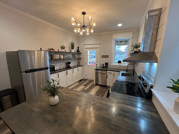 3rd image of 3434 Vista Ave Floor 1