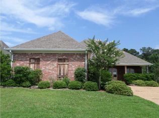 256 Lighthouse Ln, Brandon, MS 39047