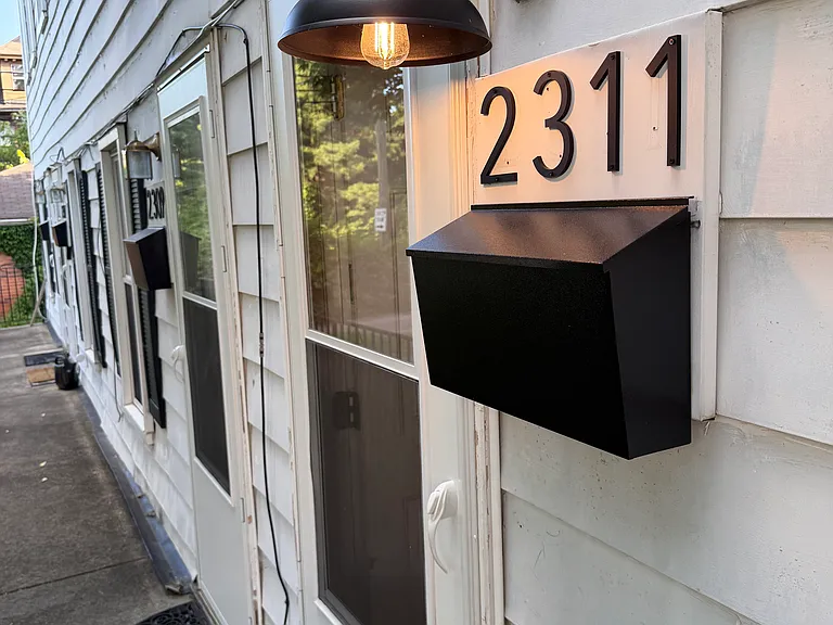 2311 East Ave — Photo 11