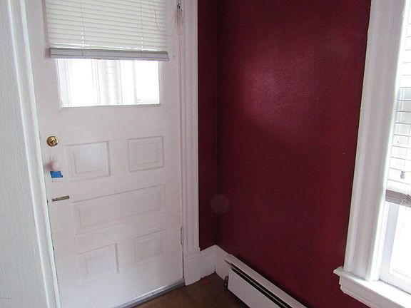 5th image of 1659 Hamilton Ave NW