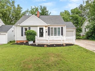 5239 Edenhurst Rd, Cleveland, OH 44124