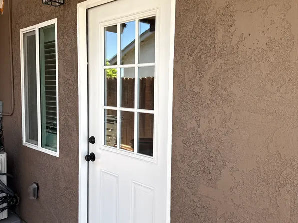 1013 Westpark Ln Unit 2, Corona, CA 92882