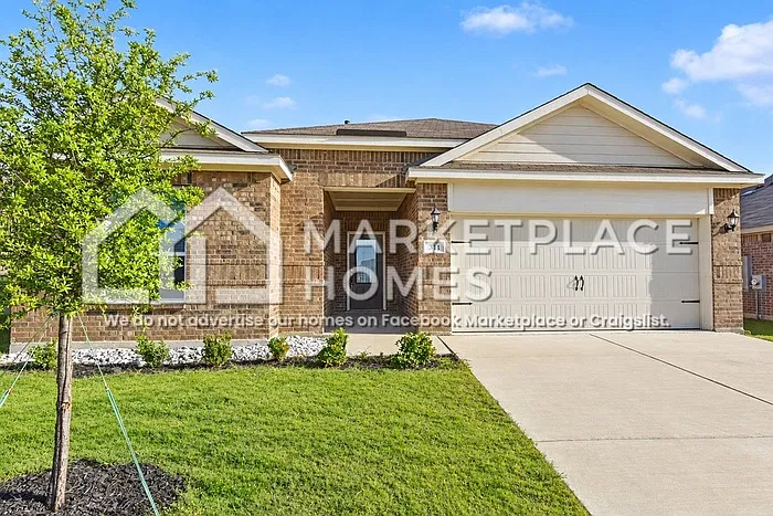4 bed, 2.0 bath, 1791 sqft, $2,395 — Photo 1