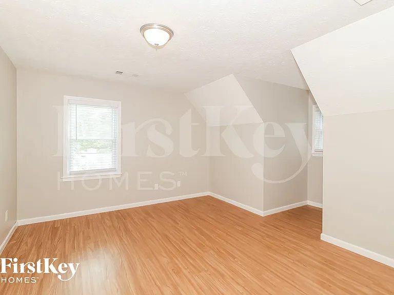 104 Sweetgum Cir — Photo 12