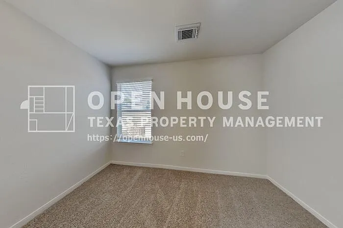 2222 Princess Snow Cir — Photo 15