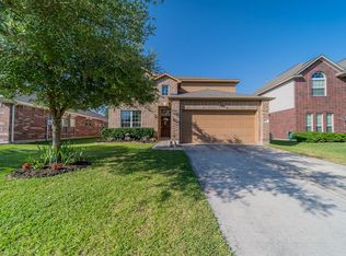 443 Oak Stream Dr, Conroe, TX 77304