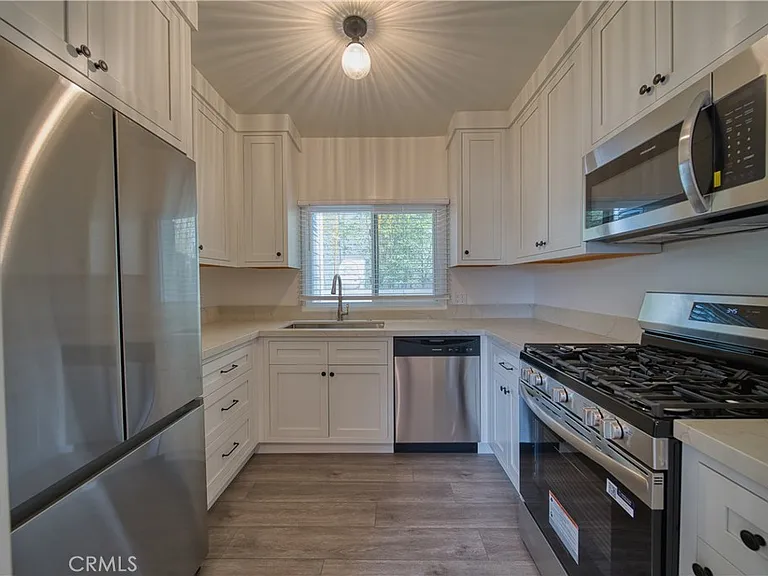 926 Manhattan Beach Blvd #A — Photo 5