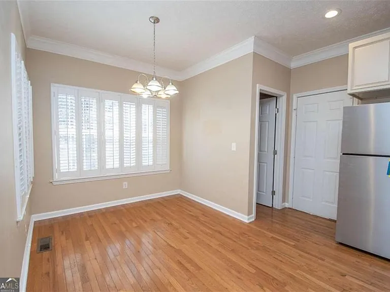 116 Sagamore Ln — Photo 4