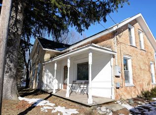 5682 8 Mile Rd, Onekama, MI 49675