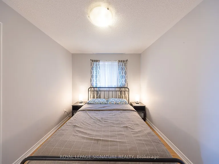 2299 Yorktown Cir — Photo 29