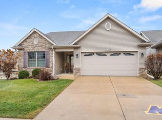 3302 Anastasia Pl, Muscatine, IA 52761