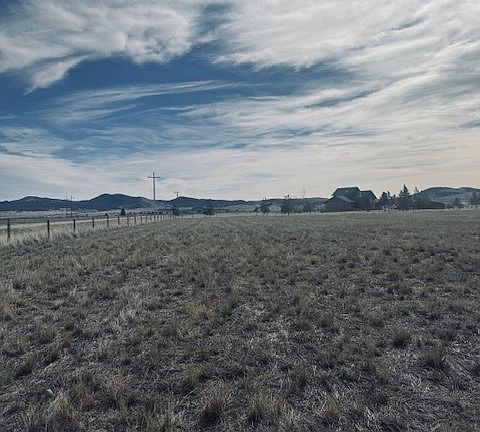 3rd image of 13 Crackerville Rd