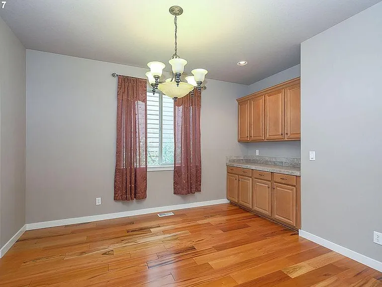 6146 NE Ridgestone Ct — Photo 10